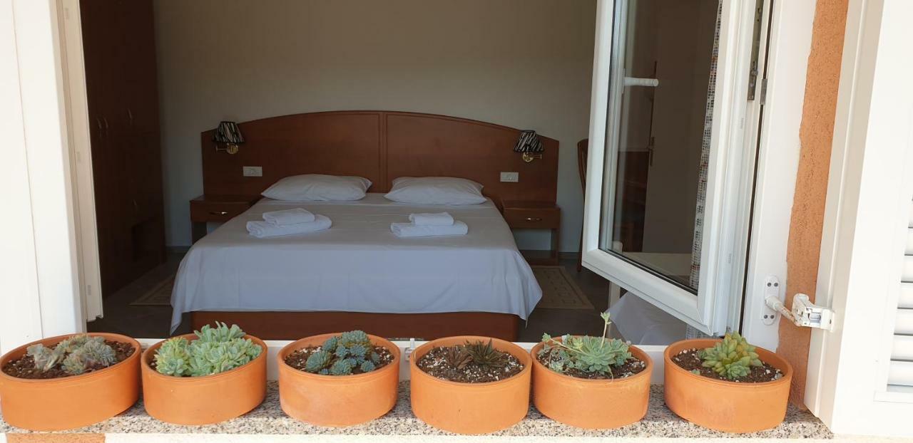 Apartments Kos Supetarska Draga Luaran gambar